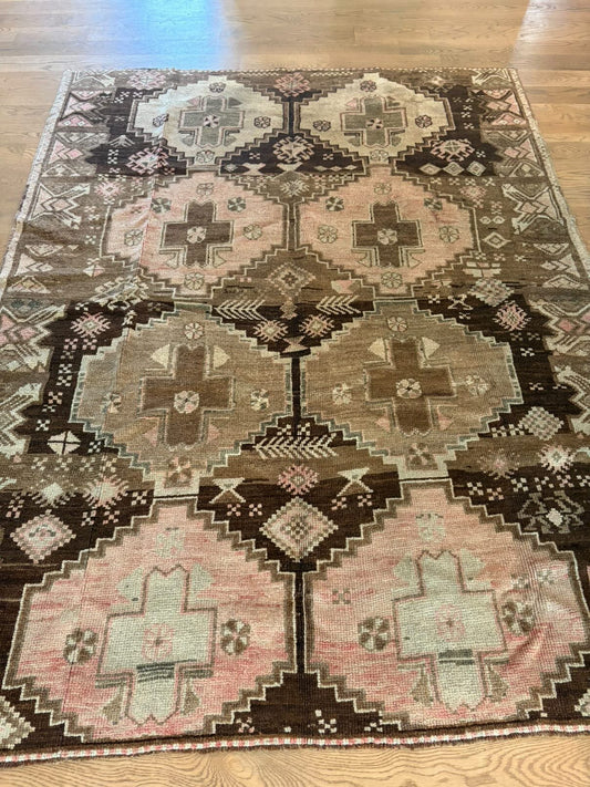Bonita - 6’6 x 8’6