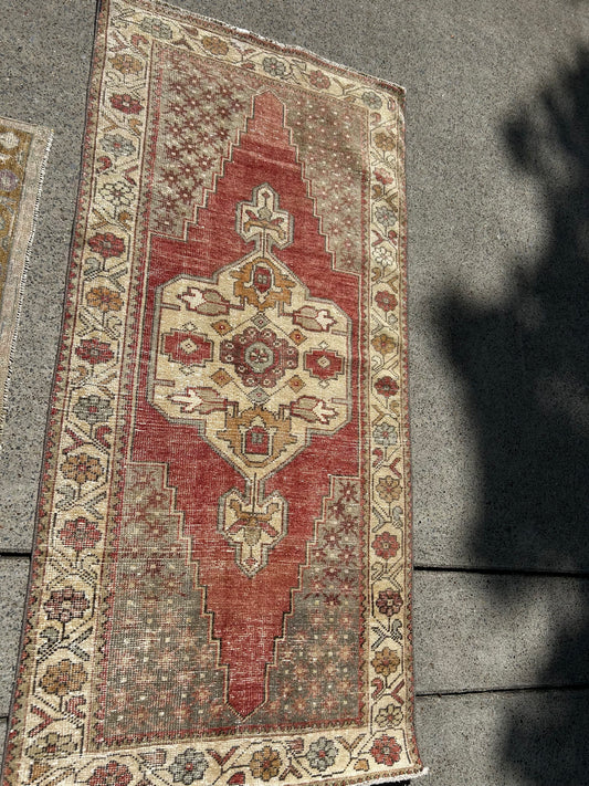 Pursuit - 2’11 x 6’2