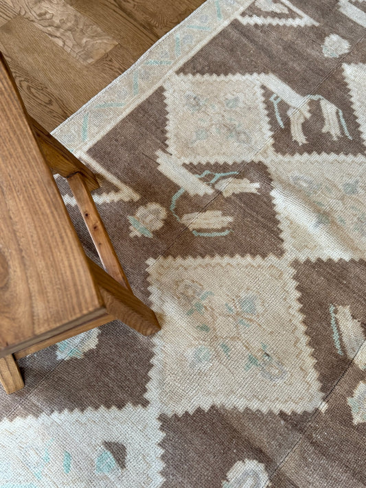 Valley - 4’9 x 9’3