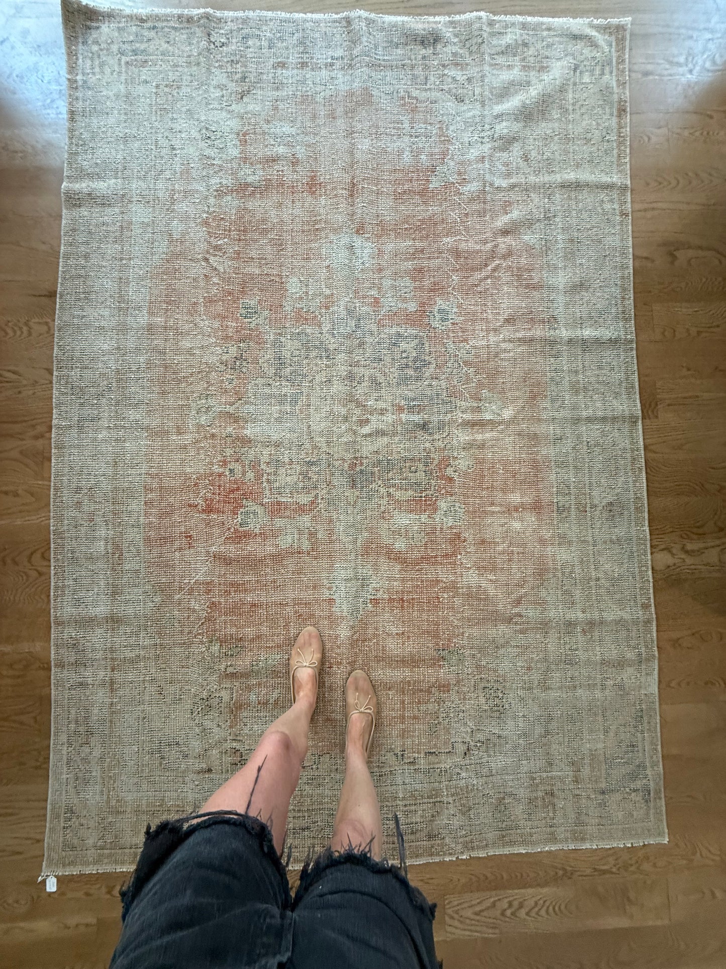 Jovie - 6’ x 8’10