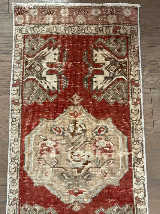 Poet - 1’9 x 3’11