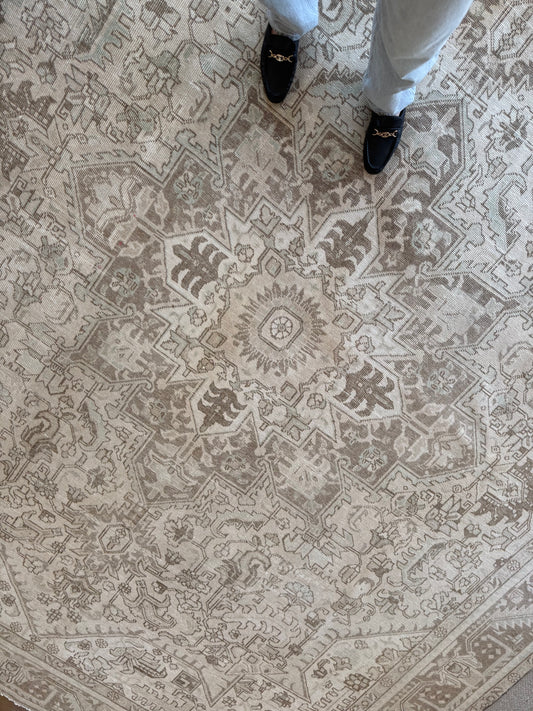 Tally - 9’10 x 12’3