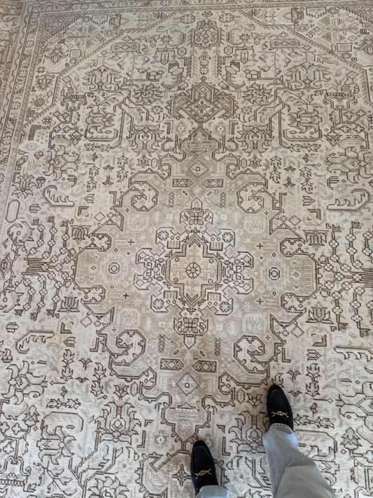 Browning - 9'7 x 12'7