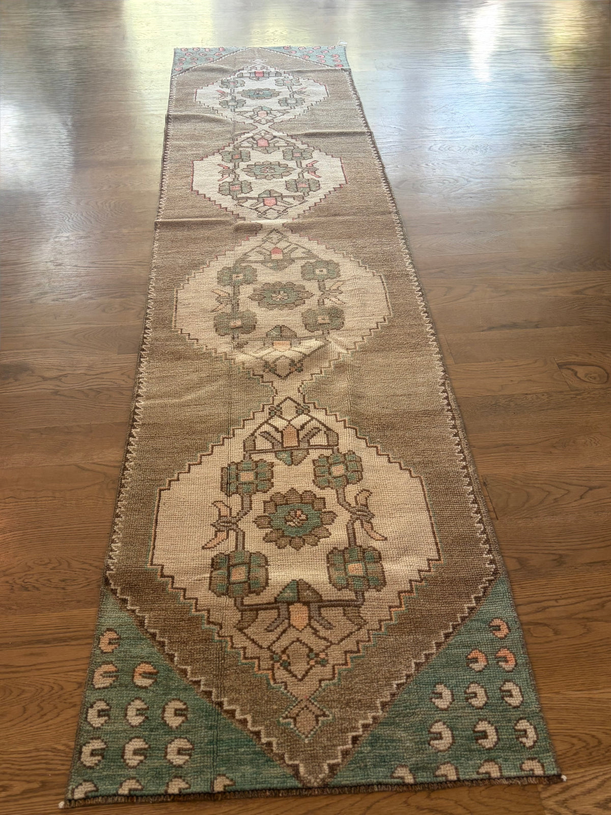 Fallon - 2’8 x 11’1