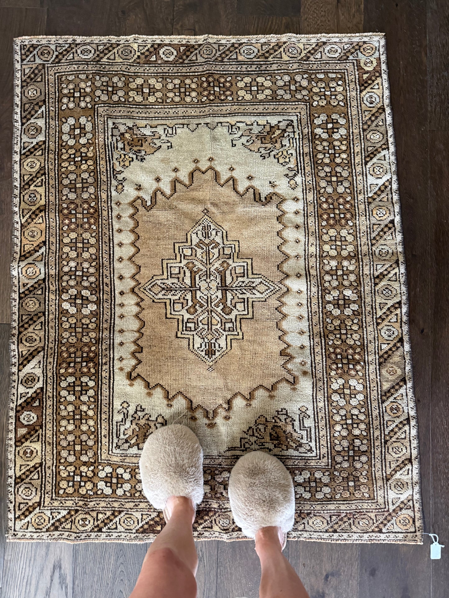 Outwest - 3’8 x 4’9