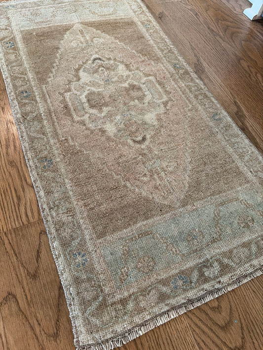 Mini # 116 - 19” x 38”