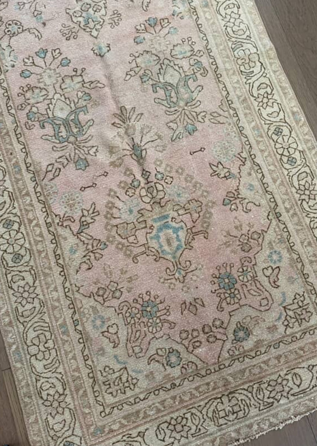 Peony - 3’3.5 x 15’2