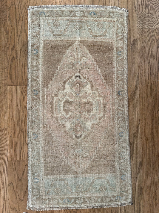 Mini # 116 - 19” x 38”