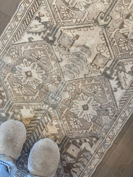 George - 2’11 x 5’9