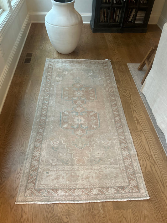 Dear - 3’2 x 6’3