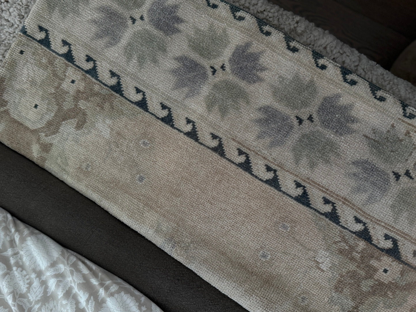 Large Lumbar - 18” x 37”