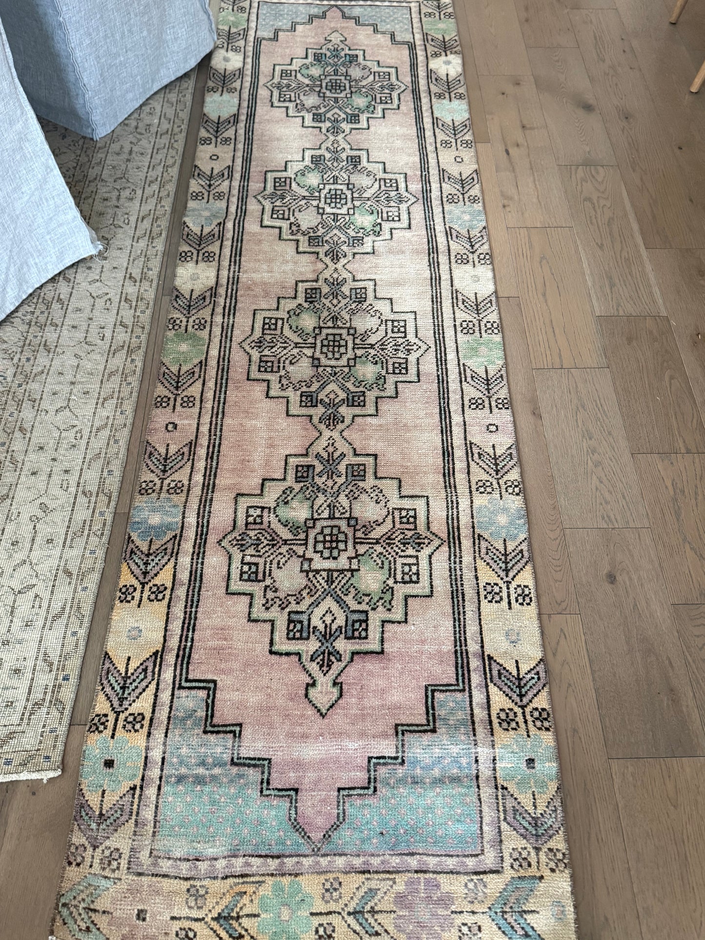 Spring - 2’8 x 9’7