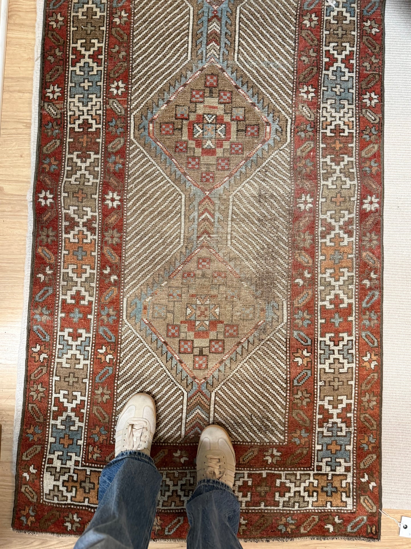 Betsy - 3’ x 11’