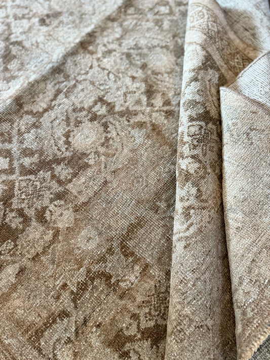 Lyle - 4’4 x 6’2