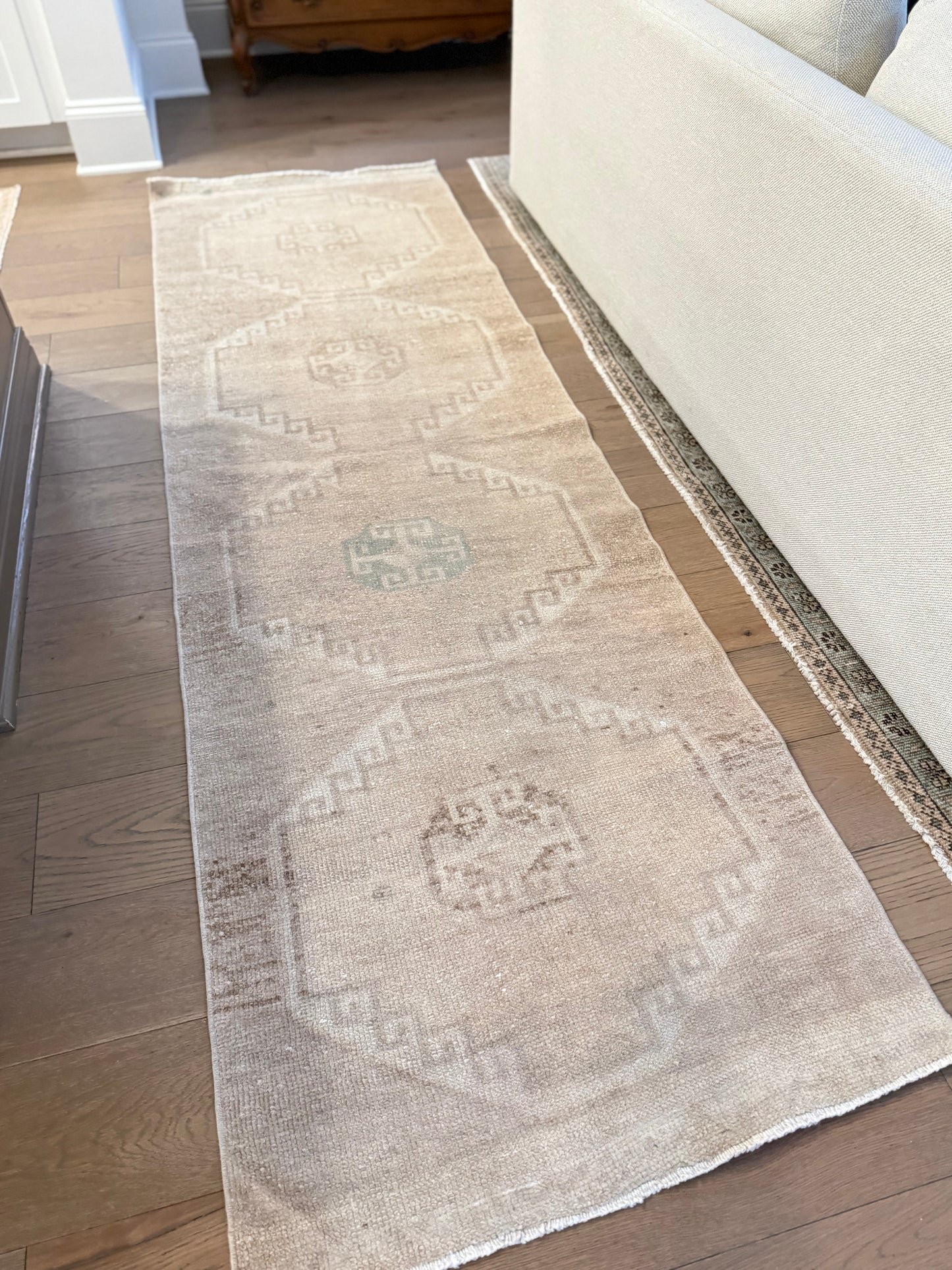 Clarke - 2’8 x 8’6