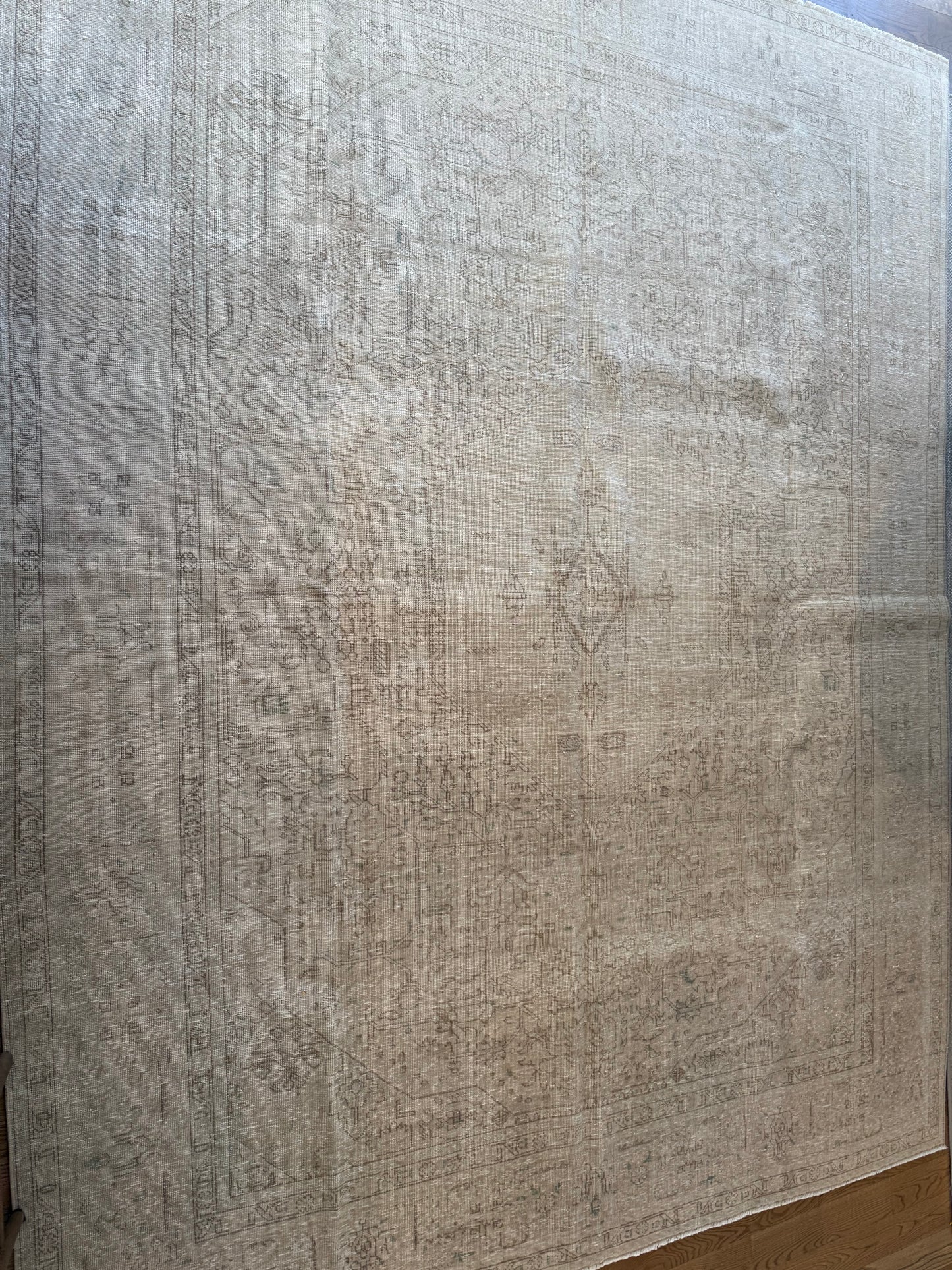 Isabel - 9’4 x 12’4