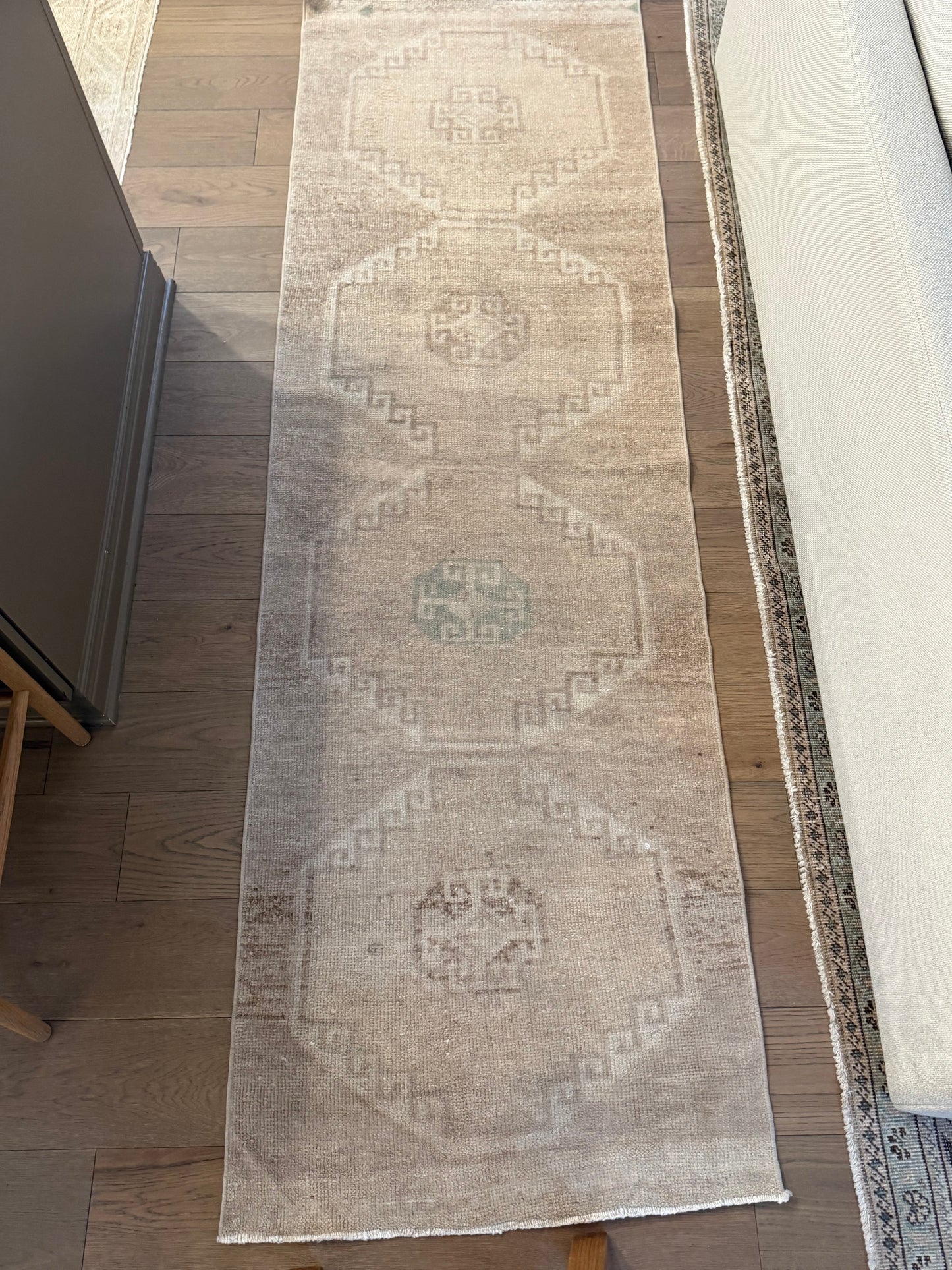 Clarke - 2’8 x 8’6