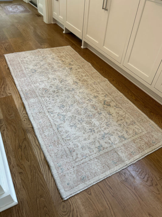 Angel - 3’1 x 6’4