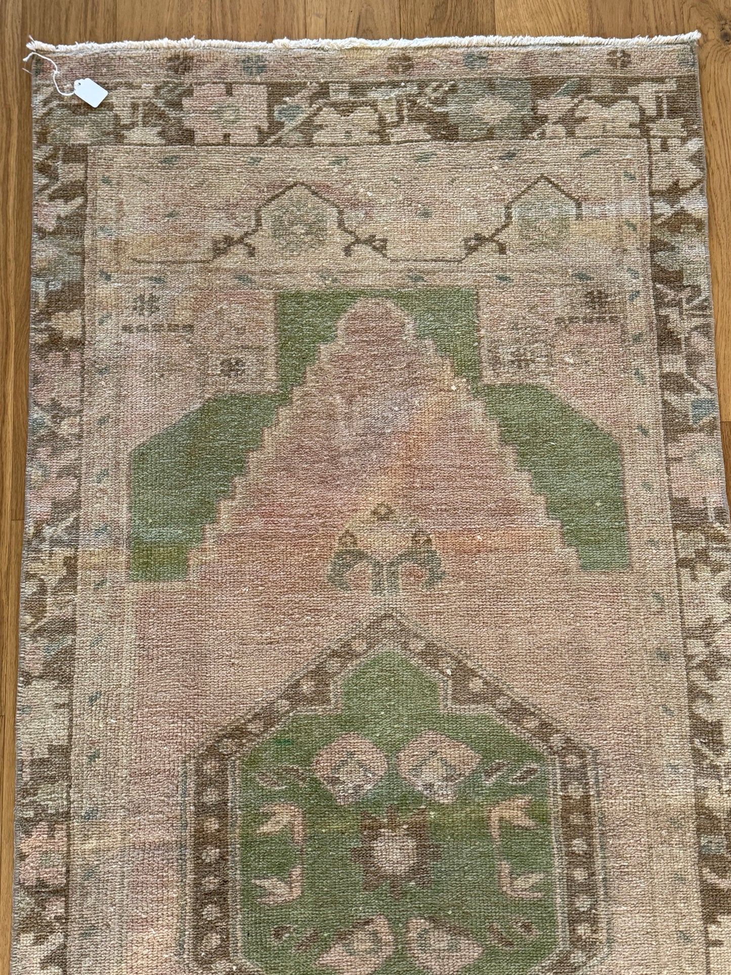 Clove - 2’10 x 10’1