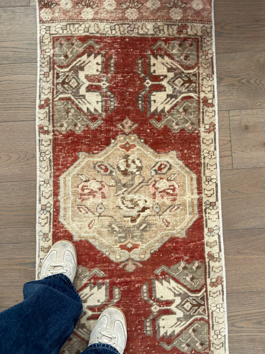 Poet - 1’9 x 3’11