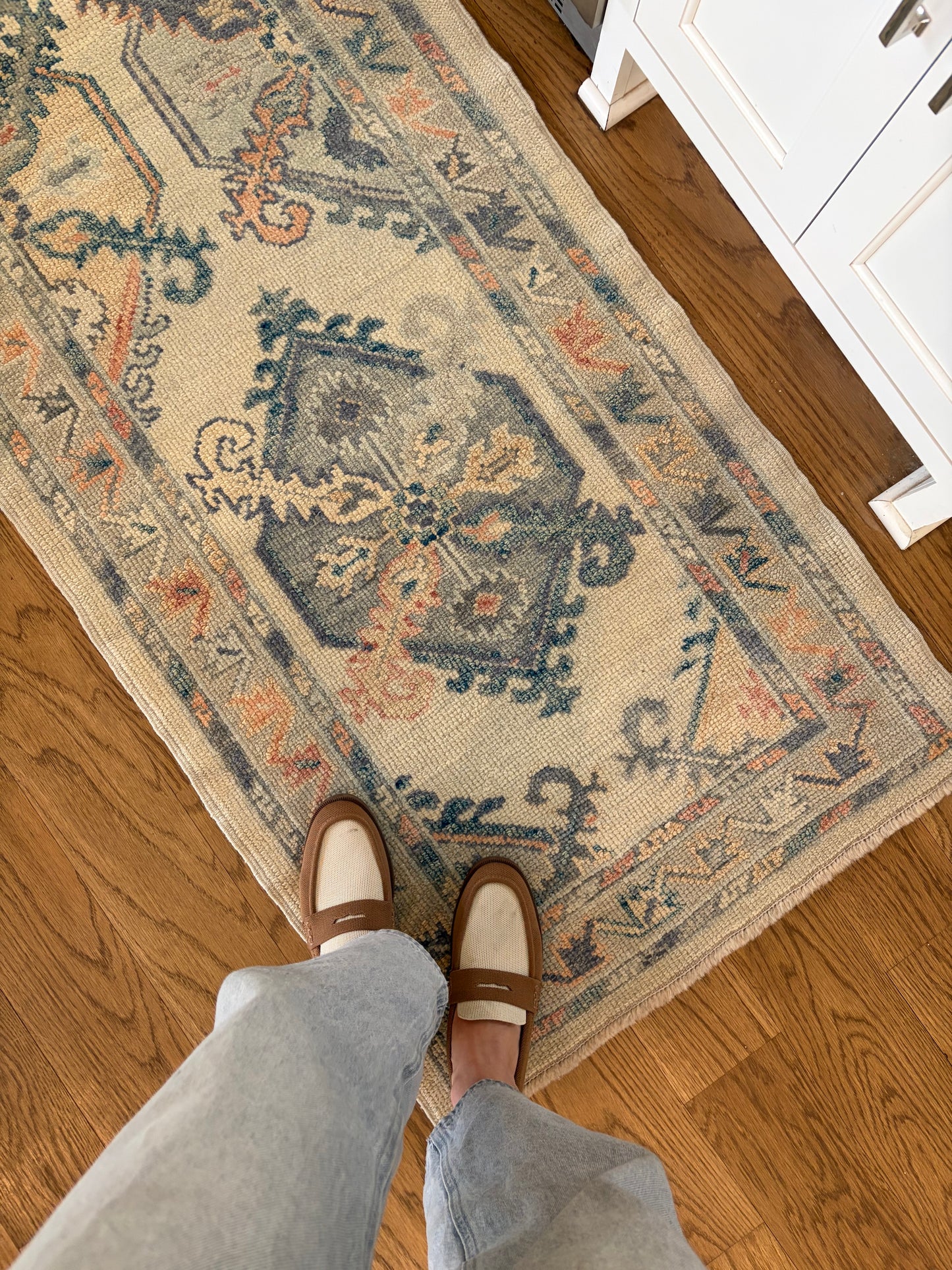 Pearl - 2’5 x 7’8