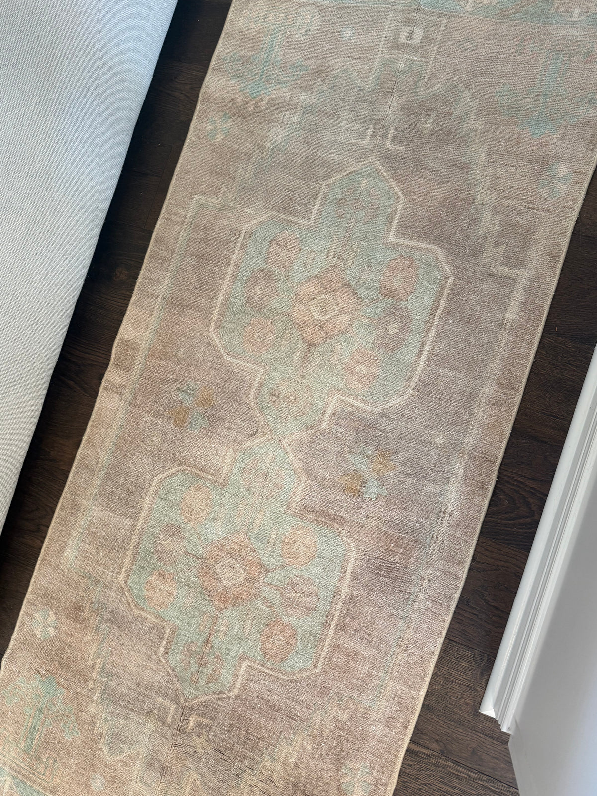 Eloise - 2’8 x 8’4