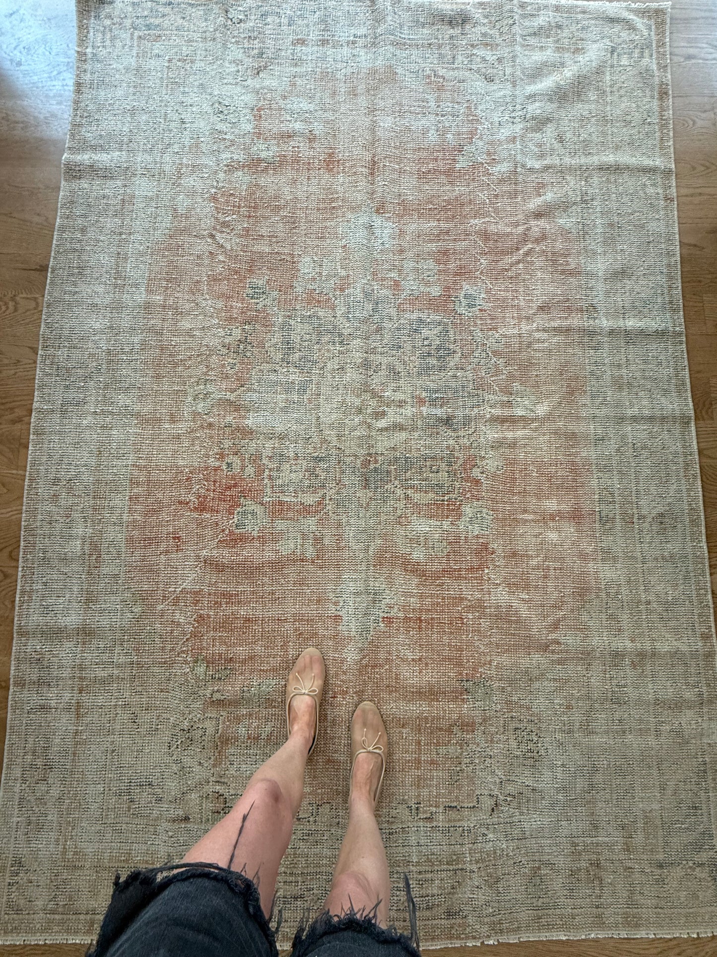 Jovie - 6’ x 8’10