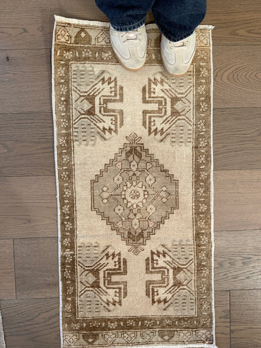 Evermore - 1’6 x 3’1