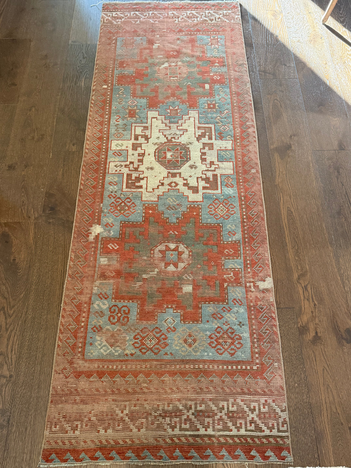 Hawes - 2’6 x 7’4