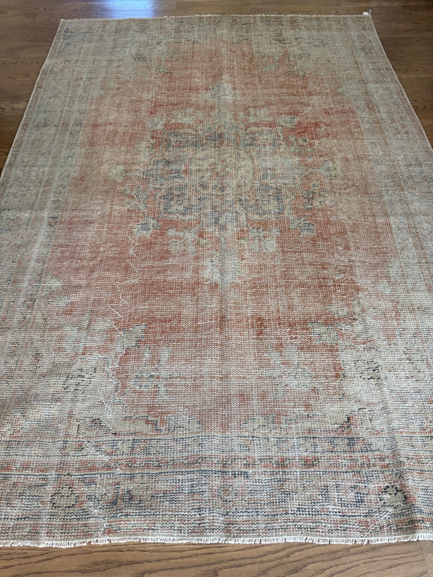 Jovie - 6’ x 8’10