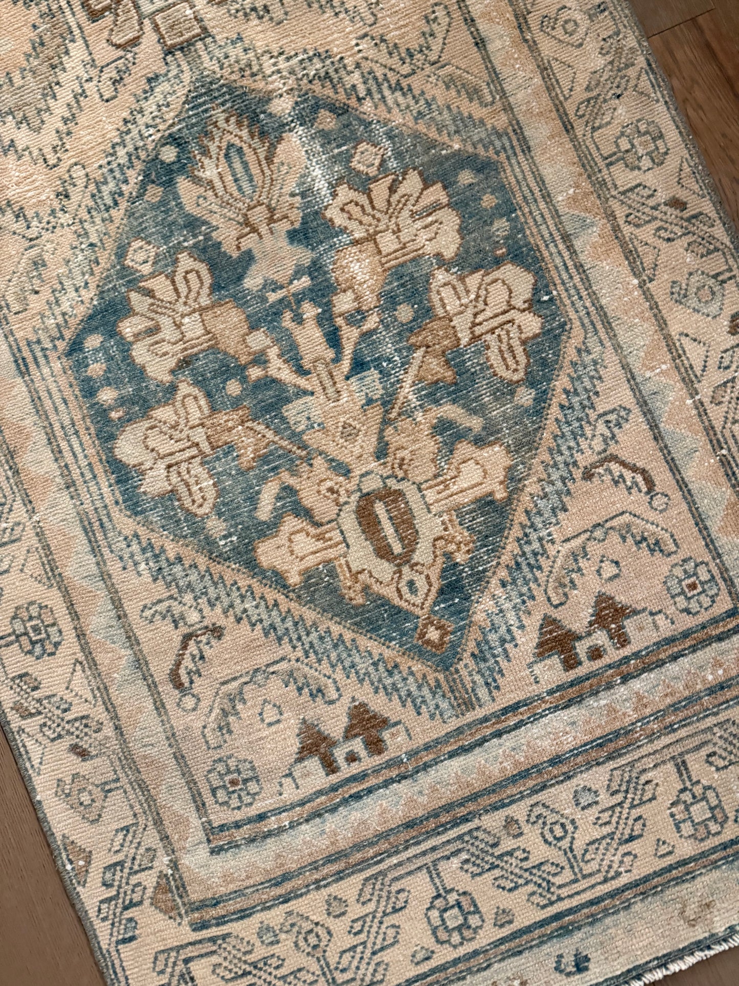 Virginia - 3’2 x 14’8