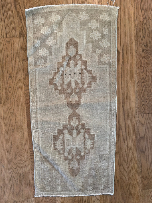 Mini #118 - 19.5” x 42”