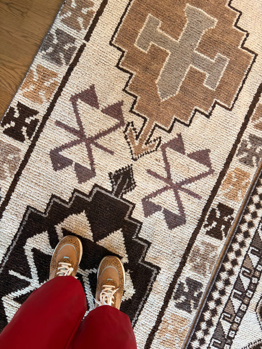 Ainsley - 3’3 x 10’1