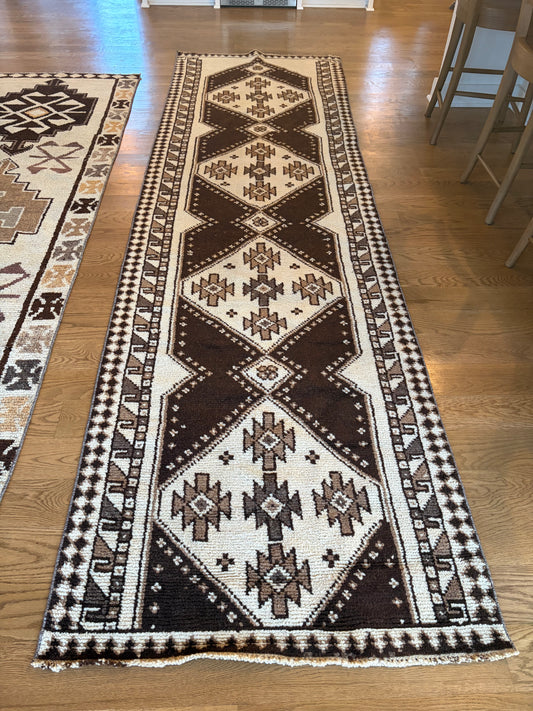 Angela - 3’3 x 11’11