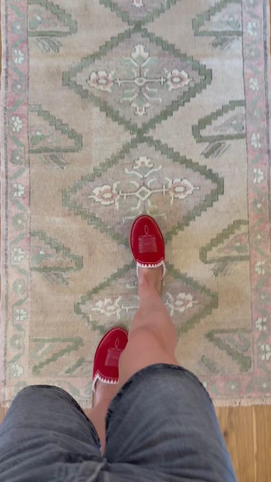 Ivy - 2’10 x 6’10